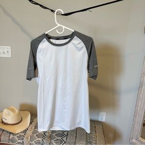 Men Bodybuilding Quick Dry Athletic Shirt Short Sleeve Tight Fitted Tee